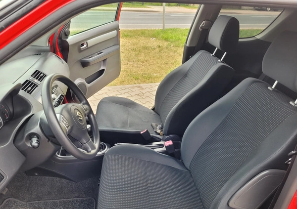 Suzuki Swift cena 14800 przebieg: 87000, rok produkcji 2006 z Poręba małe 277